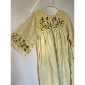Vintage boho 70s embroidered dress